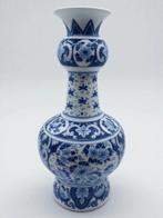 Boch Frères - Vaas - faience - Delftware balustervaas, Antiek en Kunst