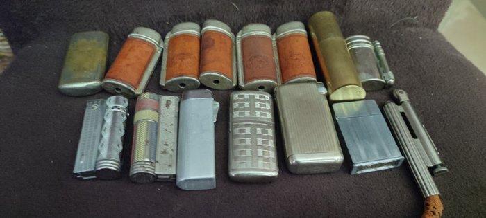 Zakaansteker - Staal, Koper, Leder - (15), Verzamelen, Rookartikelen, Aanstekers en Luciferdoosjes