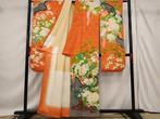 Uitzonderlijke Japanse Zijden Furisode Kimono – Koma