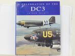 A Celebration of the DC-3 – Arthur Pearcy, Engelstalig lu., Boeken, Vervoer en Transport, Ophalen of Verzenden, Nieuw