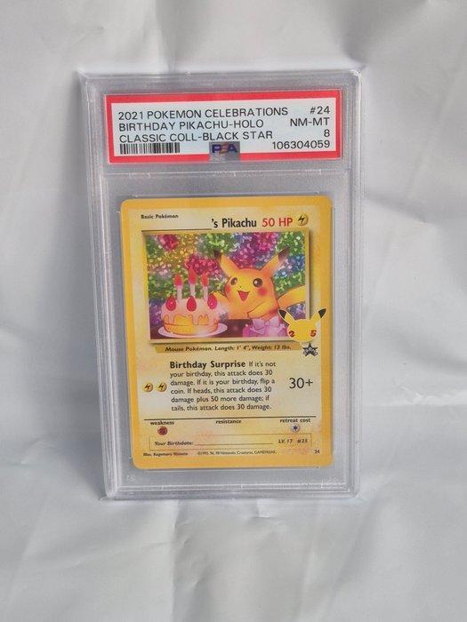 Pokémon - 1 Graded card - PSA 8 Near MINT Birthday Pikachu, Hobby en Vrije tijd, Verzamelkaartspellen | Pokémon