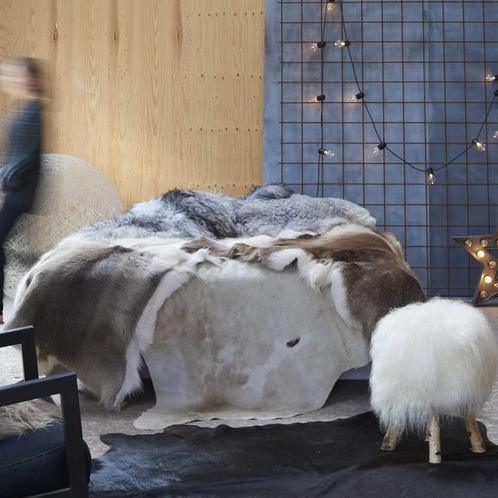 vidaXL Vloerkleed 150x170 cm echte runderhuid bruin en wit, Huis en Inrichting, Stoffering | Tapijten en Vloerkleden, Nieuw, Verzenden