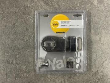 Veiling - 4x Yale oplegslot Rim Lock vernikkeld beschikbaar voor biedingen