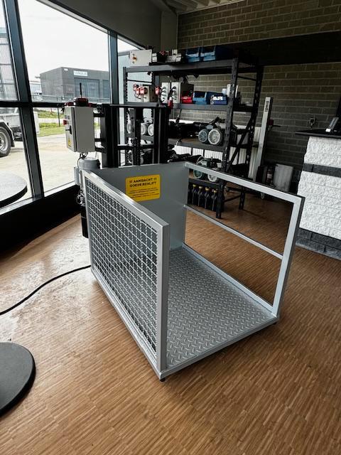 Goederenlift of motolift, Doe-het-zelf en Bouw, Bouwliften, Bouwlift, Nieuw