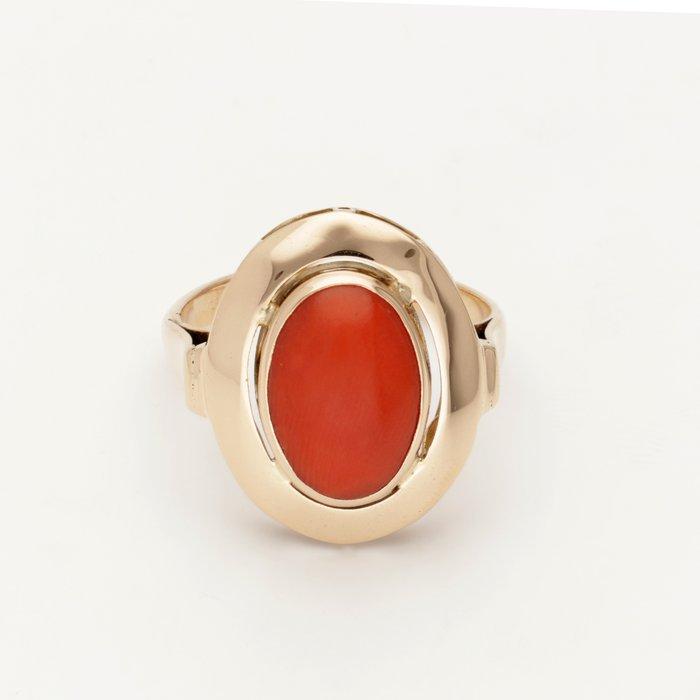 Ring - 18 karaat Geel goud Bloedkoraal, Handtassen en Accessoires, Ringen