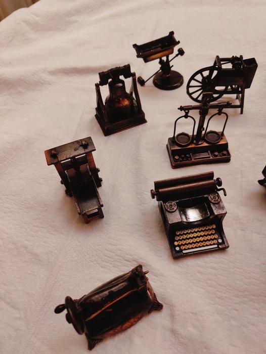 Taille-crayon (30), Antiquités & Art, Antiquités | Jouets