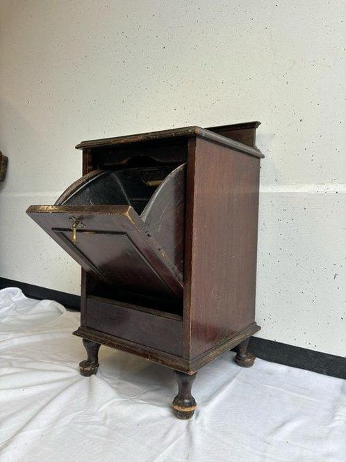 Kast - Antieke Engelse Klepkast van Donker Hout - Hout, Antiek en Kunst, Curiosa en Brocante