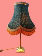 Léon PARVILLÉE (1830-1885) - Lamp - Verguld brons