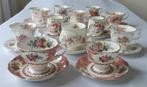 Royal Albert - 12 Kop en Schotels met roze Roosjes - Tasse, Antiek en Kunst