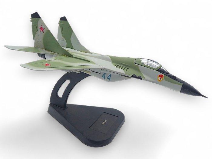 Sovetskaja Armija (URSS) 1:100, 1:103, 1:132 - Model, Enfants & Bébés, Jouets | Autre