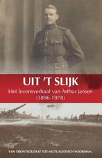 Uit t slijk 9789461533258, Boeken, Verzenden, Zo goed als nieuw