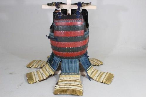 Harnas - Japan - 1600-1650, Rood en Groen Iyozane 2 Borden, Antiek en Kunst, Antiek | Overige Antiek