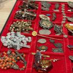 Lot van 42 religieuze voorwerpen (42) - Hout, Metaal, Parels