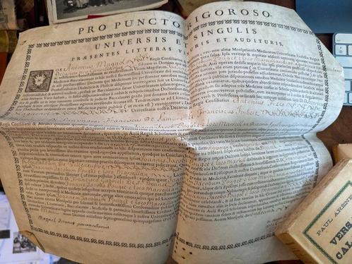 Document - Antoine Magnol - Ancien Diplôme de Médecine de, Antiek en Kunst, Antiek | Boeken en Manuscripten