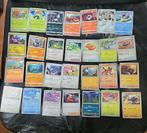 Pokémon - 800 Card - Pokémon - Pikachu, Tyranitar - Scarlet, Hobby en Vrije tijd, Verzamelkaartspellen | Pokémon, Nieuw