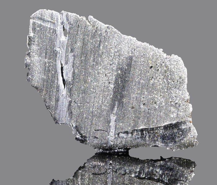 Kharga - ijzeren meteoriet met dezelfde samenstelling als, Verzamelen, Mineralen en Fossielen