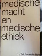 Medische macht en medische ethiek 9789026600098, Boeken, Verzenden, Gelezen, J. H. Van Den Berg