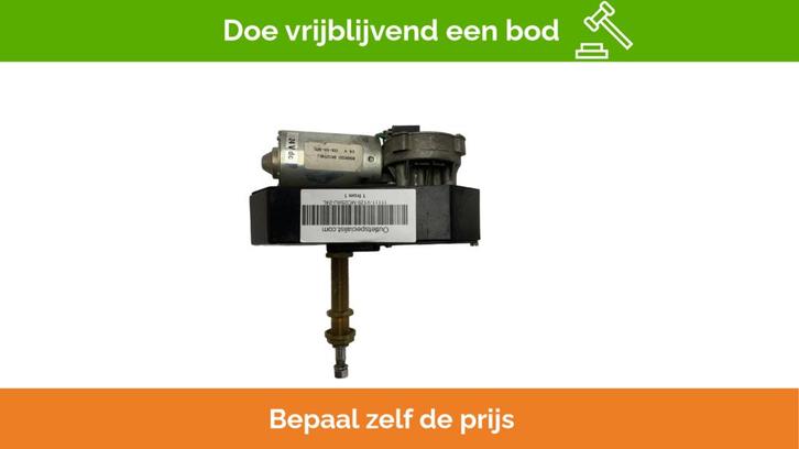 Bieden: USED Vetus MO25WJ 24V Long windscreen wiper motor 7, Watersport en Boten, Bootonderdelen, Ophalen of Verzenden