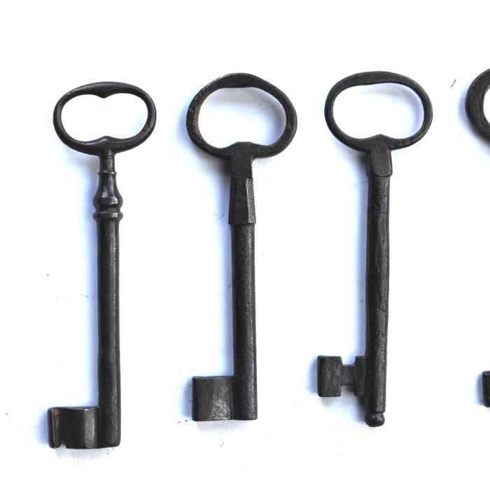 Sleutel (7), Antiquités & Art, Antiquités | Autres Antiquités