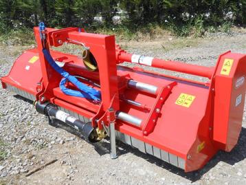 Broyeur à marteaux pour tracteur jusquà 120 CV beschikbaar voor biedingen