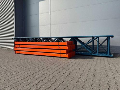 Veiling: Palletstelling Schaefer 108x14, Auto-onderdelen, Accu's en Toebehoren, Ophalen