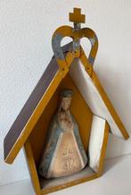 Gevelkapelletje van Regnum Mariae - Plastic, Hout -