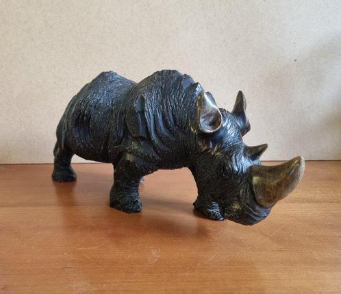 Beeld, Neushoorn - 2,7 kg - 14 cm - natuursteen, Antiek en Kunst, Curiosa en Brocante