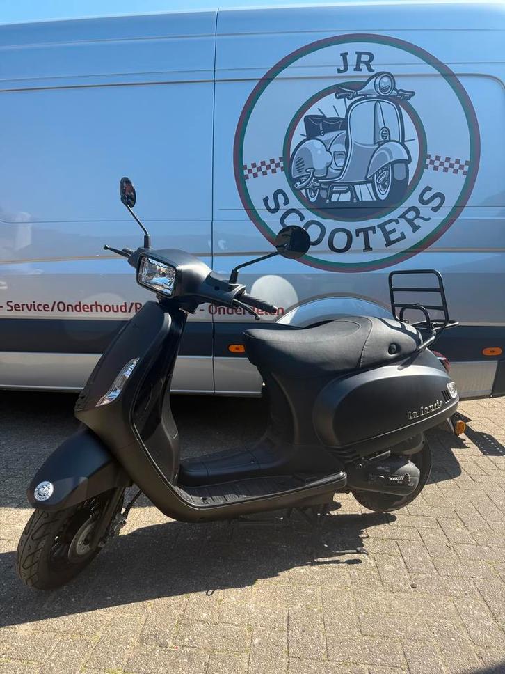 Scooter A-Klasse (Geen Rijbewijs Nodig!), Fietsen en Brommers, Scooters | Overige merken, Zo goed als nieuw, Benzine, Klasse A (25 km/u)