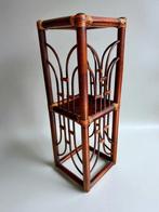 1970s Bohemian and Mid-Century Modern Design (80cm) -, Antiek en Kunst