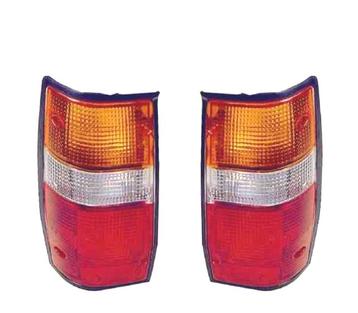 Feux Arrière Pour Mitsubishi L200 Pick-Up D50 86-96, Verzenden