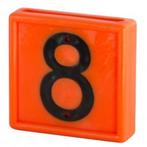 Plaquette numérotée orange, chiffre 8