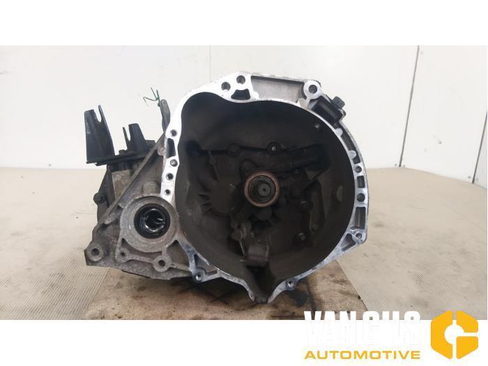 Versnellingsbak Nissan Micra O197857, Auto-onderdelen, Motor en Toebehoren