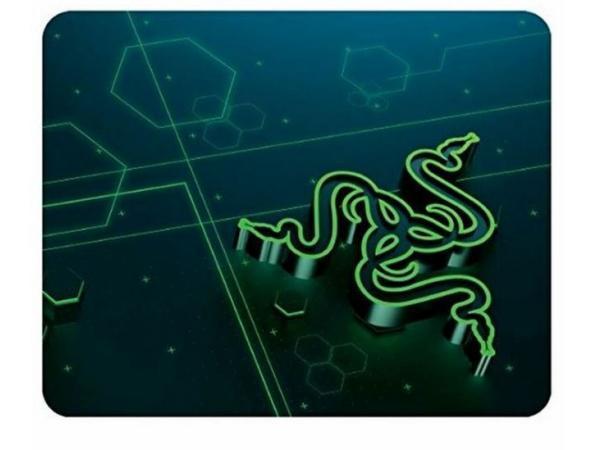 Veiling - Razer Goliathus Mobile - Gaming Muismat - 22 x 27, Computers en Software, Muismatten