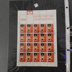 Liechtenstein 1968/1965 - Ringband map met ruim 100 vellen, Postzegels en Munten, Gestempeld