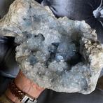 Celestien geode Kristalcluster - Hoogte: 21 cm - Breedte: 16, Verzamelen, Mineralen en Fossielen
