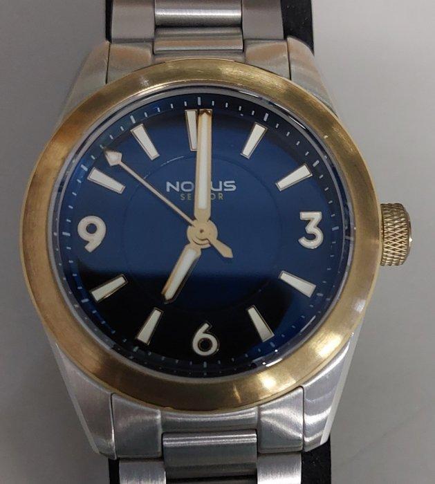 Nodus - Sector II Tone Sport 100m Water Resistance High, Handtassen en Accessoires, Horloges | Heren