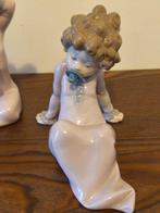 Lladró, Nao by Lladró - Salvador Debón - Figuur - Baby with, Antiek en Kunst