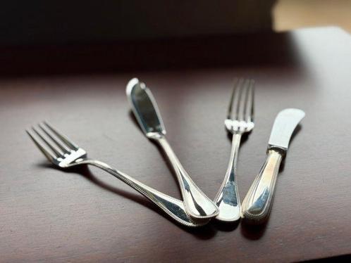 Christofle - Bestekset voor 12 personen (72) - Parels - .925, Antiek en Kunst, Antiek | Meubels | Tafels