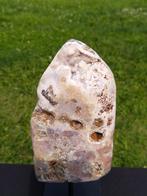 Roze en rode amethist geode met roze amethist suiker druzy