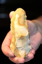 Neolithisch Vuursteen Bijl geslepen, schaaf.. - 124 mm