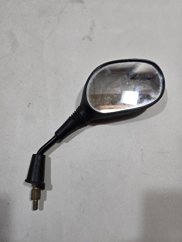 Spiegel R Peugeot / Sym, Fietsen en Brommers, Brommeronderdelen | Scooters, Frame, Overige merken, Ophalen of Verzenden