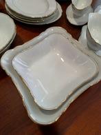 Large Mixed Bavarian Porcelain Dinner Service - Tafelservies, Antiek en Kunst