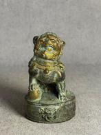 Configurer les chiens - Bronze - Chine - Fin du XXe siècle