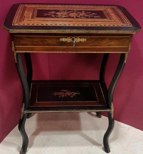 Tafel - Walnoot, Mahoniehout, zwart hout - Mesa Napoleon III, Antiek en Kunst, Antiek | Overige Antiek