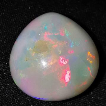 Zonder Minimumprijs Opaal - 12.69 ct - Antwerp Laboratory beschikbaar voor biedingen