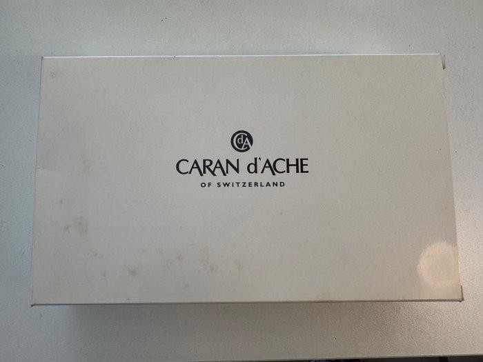 Caran dAche - Vulpen, Verzamelen, Pennenverzamelingen