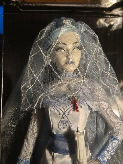 Disney  - Poupée Barbie Haunted Mansion Edition Limitée 6000, Antiek en Kunst, Antiek | Speelgoed