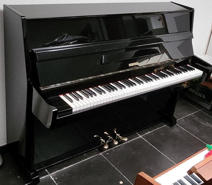 Bon piano noir laqué en bon état, accordé et garanti pro., Muziek en Instrumenten, Piano's, Piano