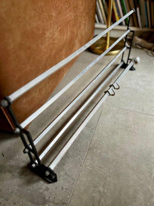Kapstok - Aluminium, Antiek en Kunst, Antiek | Wandborden en Tegels
