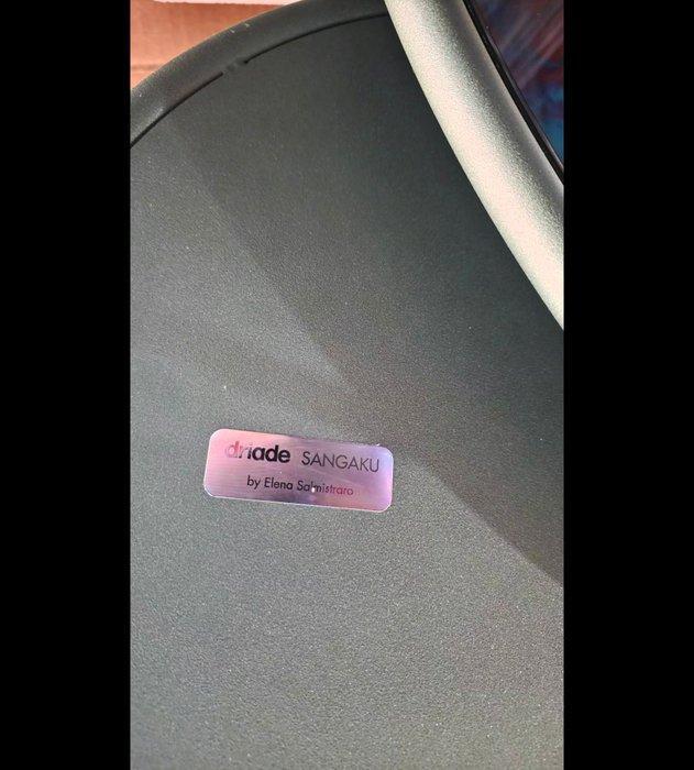 Driade - Elena Salmistraro - Middentafel - Sangaku - Staal,, Antiek en Kunst, Antiek | Meubels | Stoelen en Sofa's